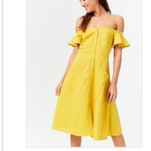 💥Sale💥  Off The Shoulder Button Front  Dress